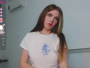 female cam girl small_blondee image #3150178