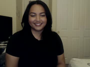 female cam girl iamplutonianlust image #1323685