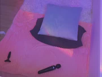 female cam girl aveksmr image #2508904