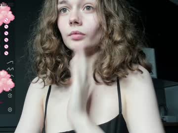 female cam girl mxxnsxsul image #2582136