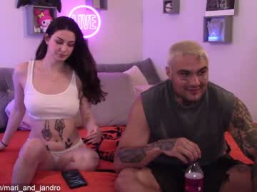 female cam girl mari_and_jandro image #2191636