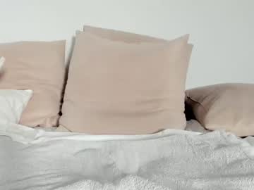 female cam girl miiiawallace image #3061362