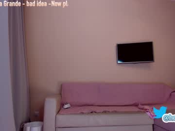 female cam girl hollyextra image #2883069