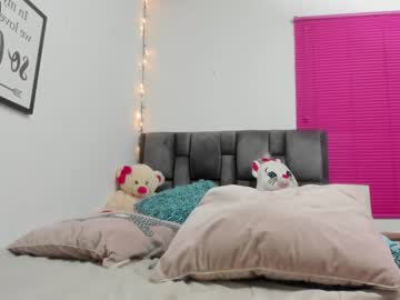 female cam girl abigail_w image #1149988