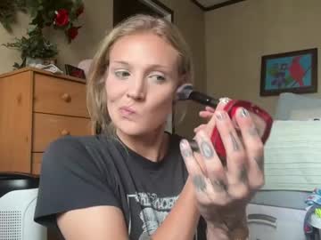 kaceelynn  female  webcam
