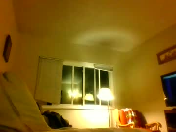 female cam couple halfwayhousehores image #3953599