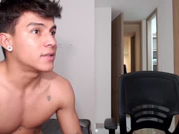 female cam man sebastiancollins image #1495734