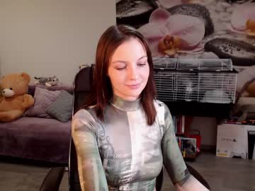 female cam girl jennycutey image #705687