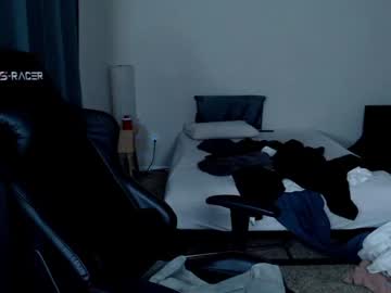 female cam man zach_rhyder image #2127420