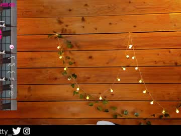female cam girl lit1le_kitty_ image #2863418