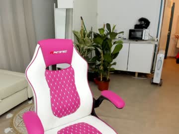 female cam girl dulceyjohn image #3064004