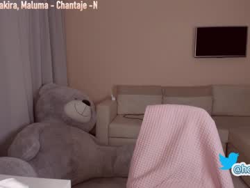 female cam girl hollyextra image #1378308
