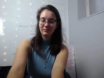 female cam girl yourcrazyneightbor image #3197557