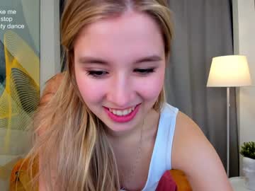female cam girl milablush image #3104690