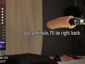 female cam girl crystalreves image #2365984