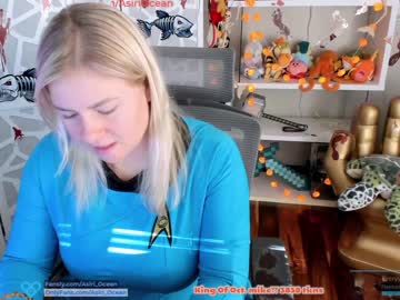 female cam girl asiri_ocean image #191686
