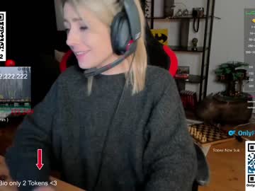 female cam girl kimilee22 image #1321537