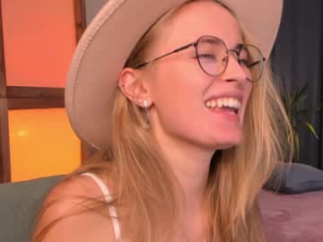 female cam girl linellali image #2754810