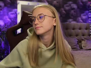 female cam girl angeellina image #2777528
