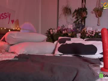 female cam girl _deepthroatgalactica image #3758322