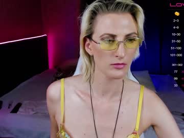 female cam girl eva__blonde image #2259704