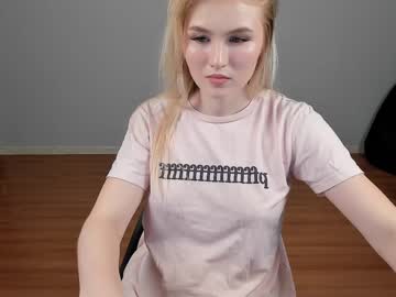 female cam couple licamp image #177737