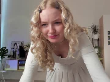 female cam couple charming_daisy image #2436858
