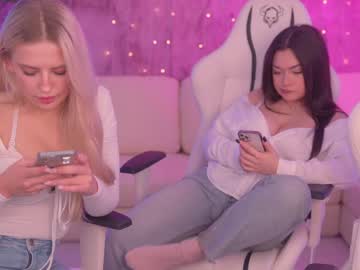female cam couple anabel054 image #3672772