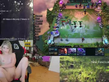 female cam girl kimilee22 image #2022585