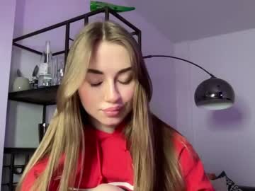 female cam girl strawberryjamx image #3481472