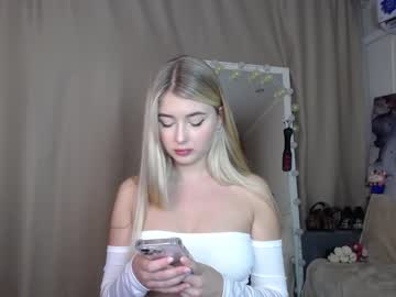 female cam girl cute18cute image #2393837
