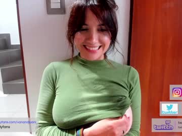 female cam girl vanandjuani image #3715444