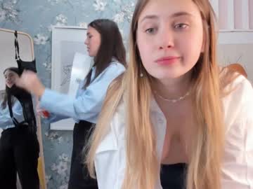 female cam couple coralline_sound image #2819049