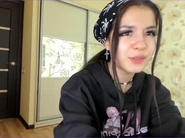female cam girl akino_17 image #334643