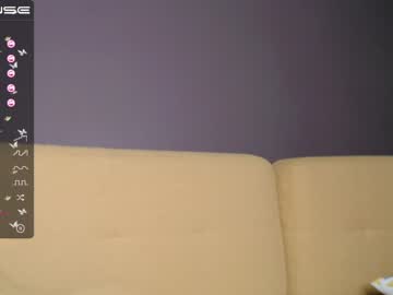 female cam girl small_blondee image #1592620