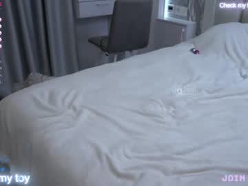 female cam couple notfallenangel image #3279221