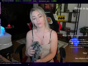 female cam girl kimilee22 image #2247385