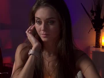 female cam girl lettymoa image #3074593