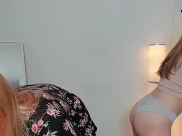 female cam couple sav_anna image #2222212
