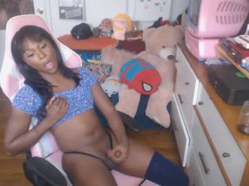 female cam tranny vanniall image #176126