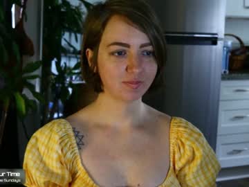 female cam girl maeveminx image #1981322