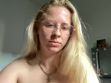 jessicastainless  female  webcam