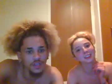 female cam couple ittybitty7 image #1962315