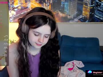 female cam girl nessa_more image #3445336