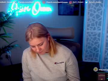 female cam girl asiri_ocean image #1686724