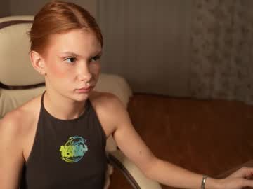 cupidonchik_  female  webcam