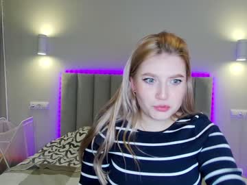 _twinsis_  female  webcam