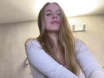 female cam girl da_hong_pao image #3745875