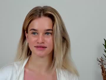 female cam girl super_pusichki image #2086337