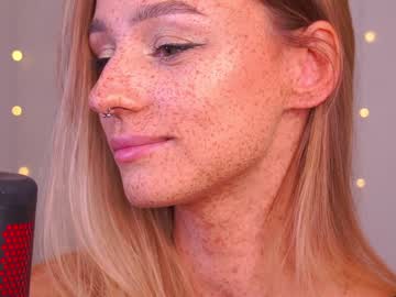 female cam girl artease image #3377743